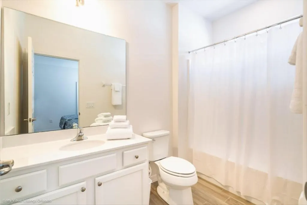 6121Bod 11 Bedroom 9 Bathrrom Davenport